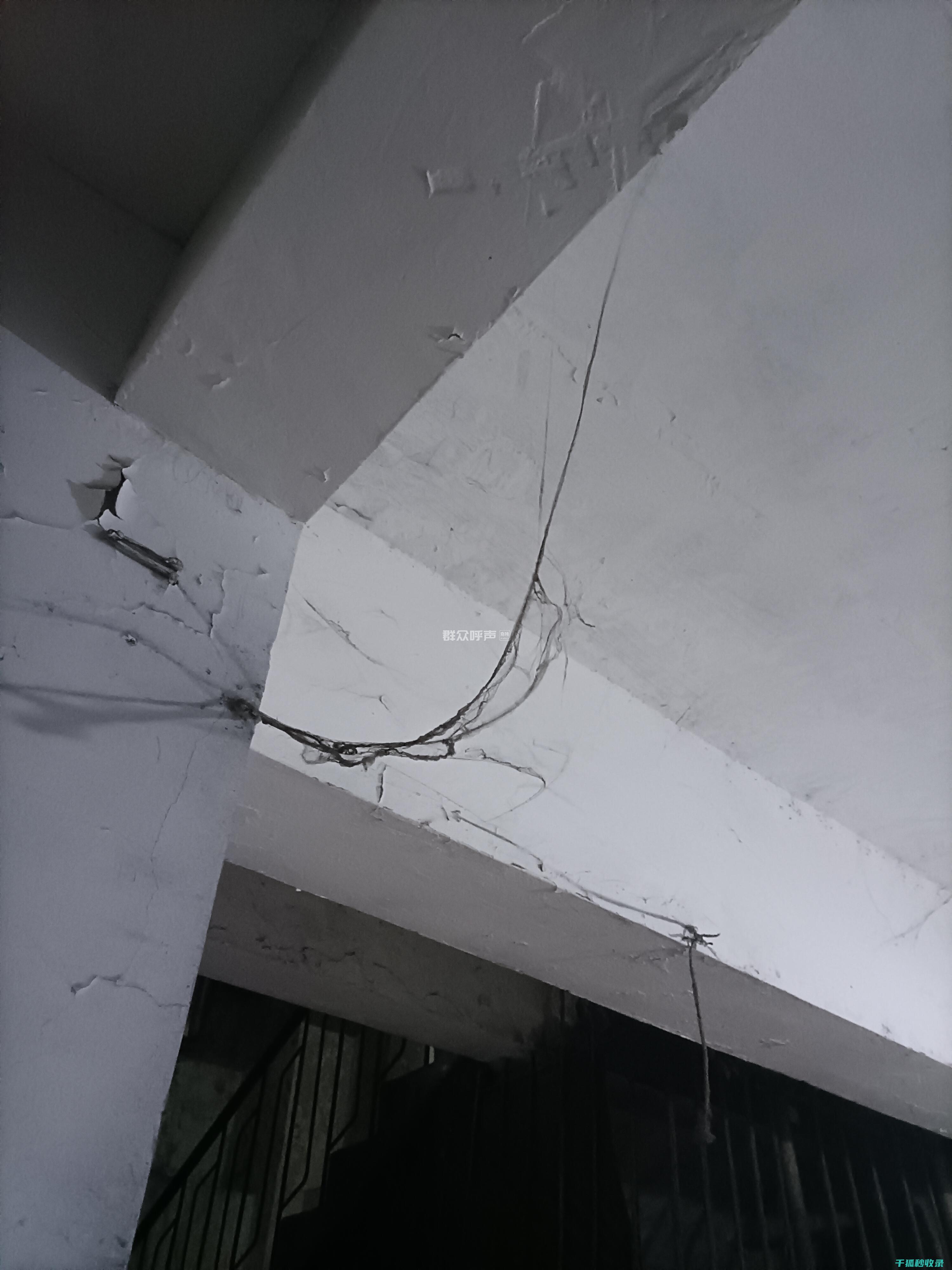 墙面污渍处理：清洁频率与墙面材质的关系 (墙面污渍处理小妙招)