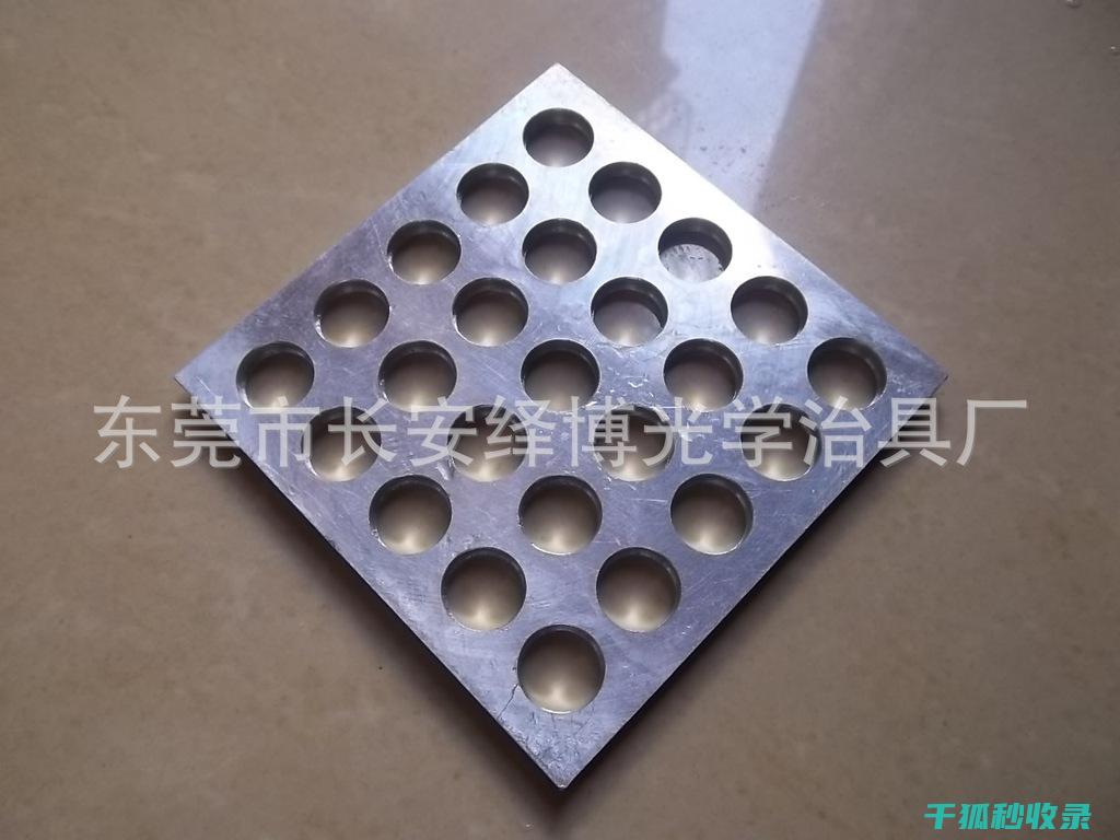 玻璃镜框清洗技巧，镜像更清晰 (玻璃镜框清洗视频)