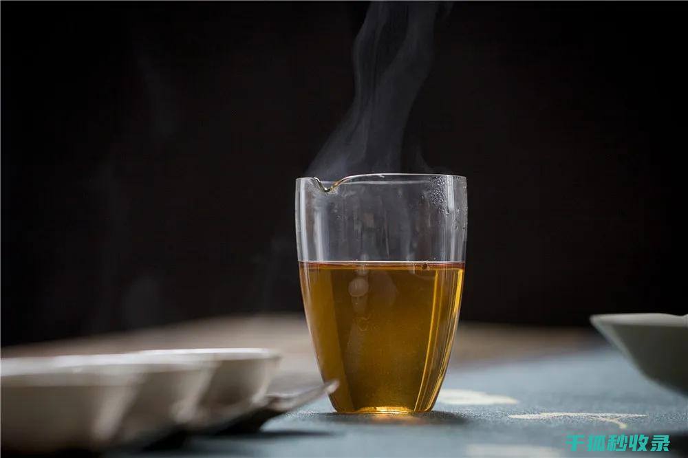 告别茶渍烦恼：掌握这些技巧让衣服焕然一新 (茶渍创意表达)