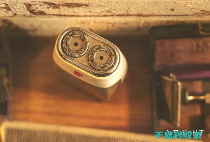 剃须刀清洁误区：这些坏习惯你需要改掉 (剃须刀清洁误差多少)