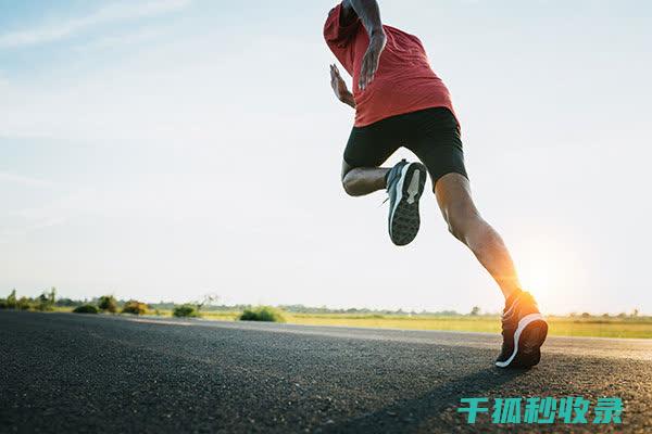 运动水壶清洁：如何避免清洁剂残留 (运动水壶清洁方法)